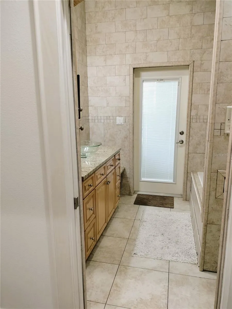 Bathroom 3 Pool Bath 8' x 8'3"