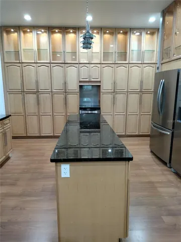 Kitchen Granite Counter Island