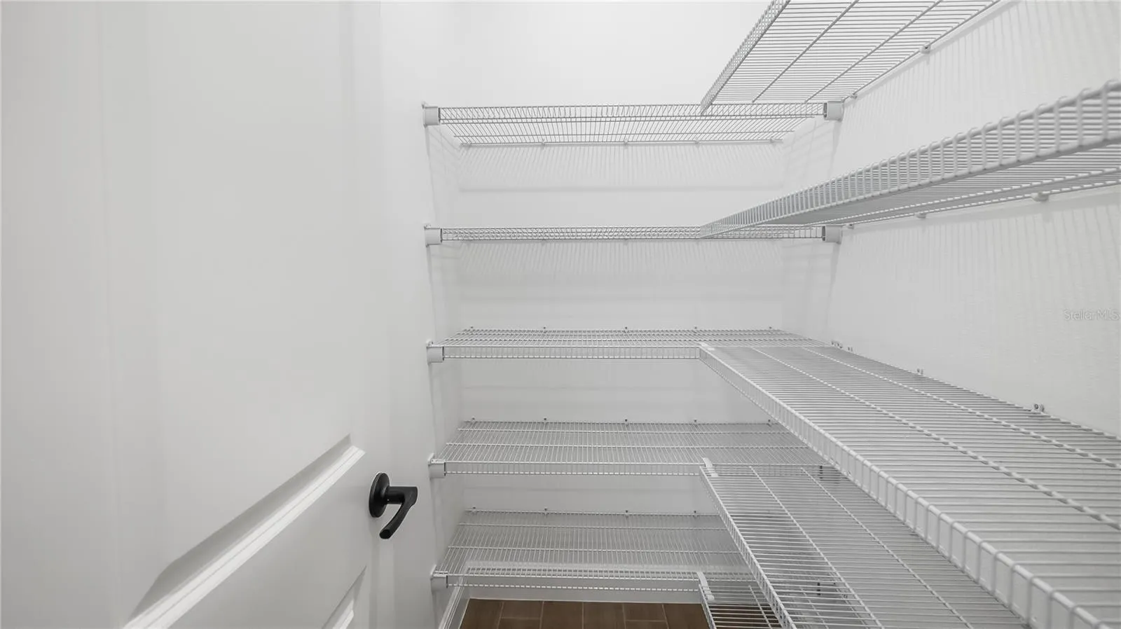 Kitchen pantry