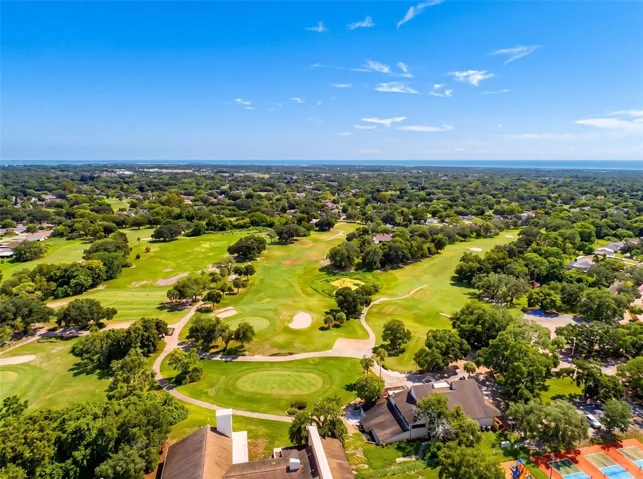 GOLF COURSE
