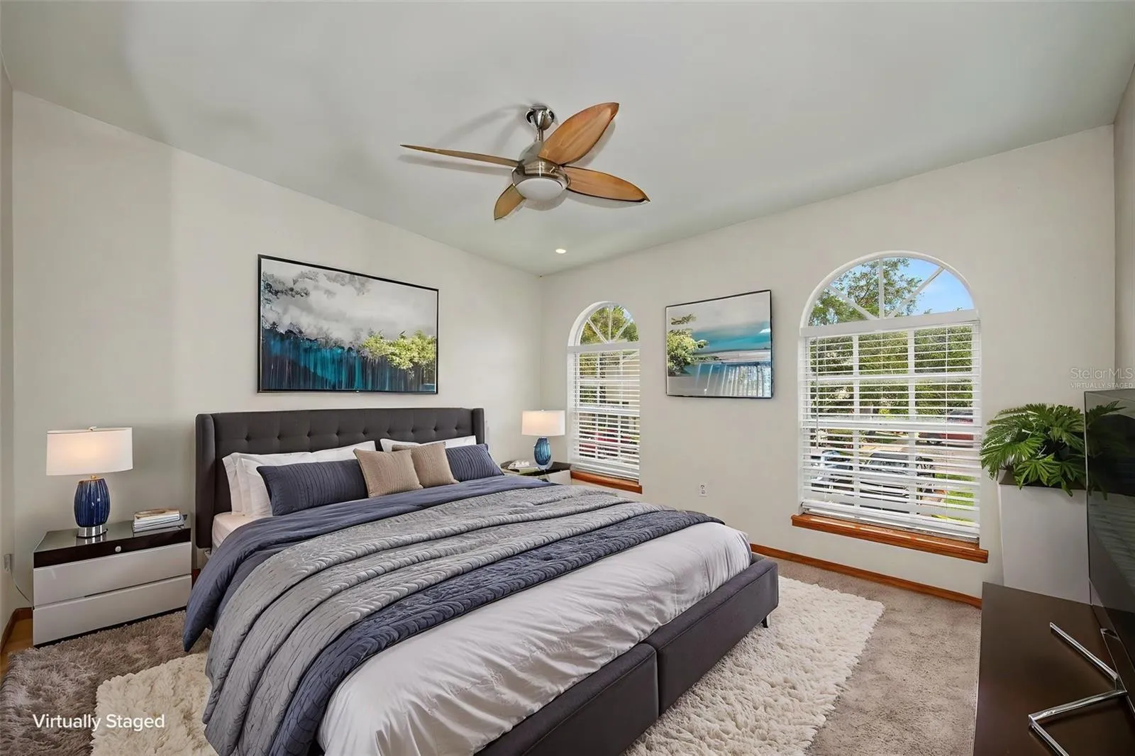 primary suite/virtually staged