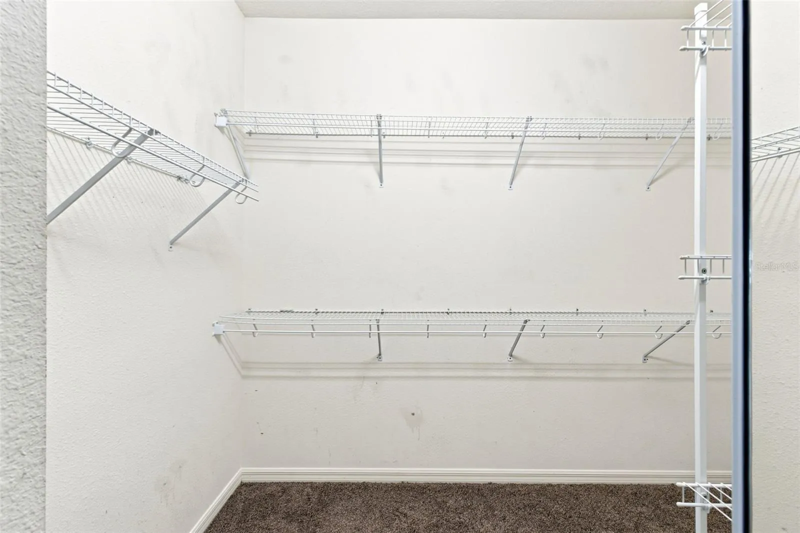 Master Walk In Closet