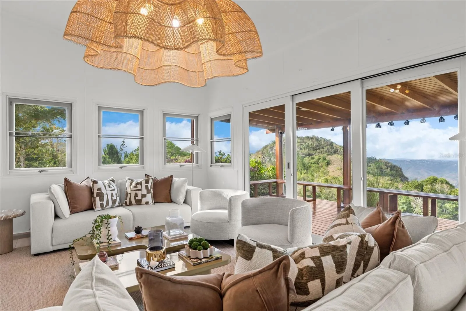 Living Room Framed by Mountain Views - Cayey