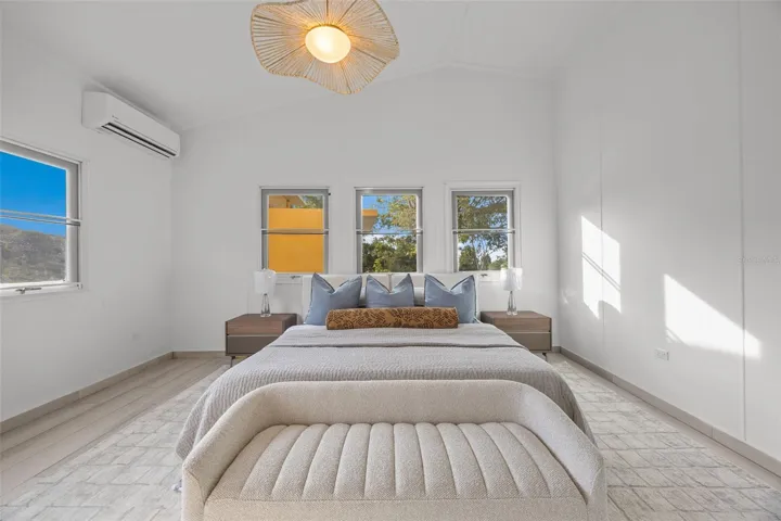 Primary Bedroom with Brand New Furnishings including a King Size Bed - Cayey