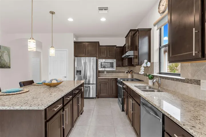 Plenty of cabinetry