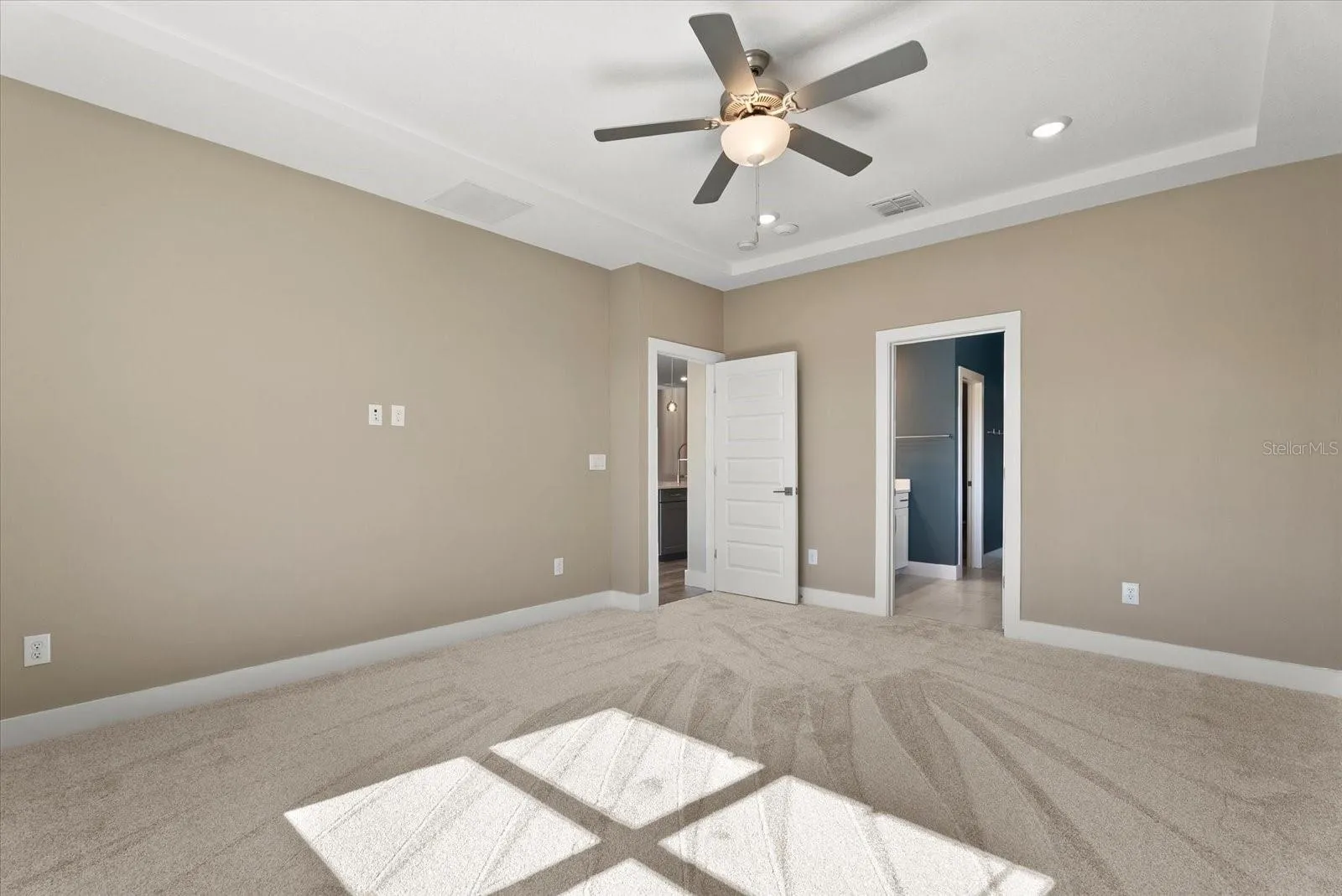 Primary suite