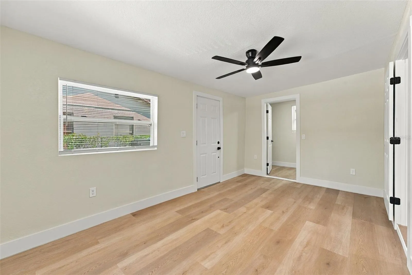 5TH BEDROOM