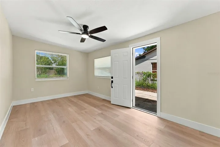 5TH BEDROOM