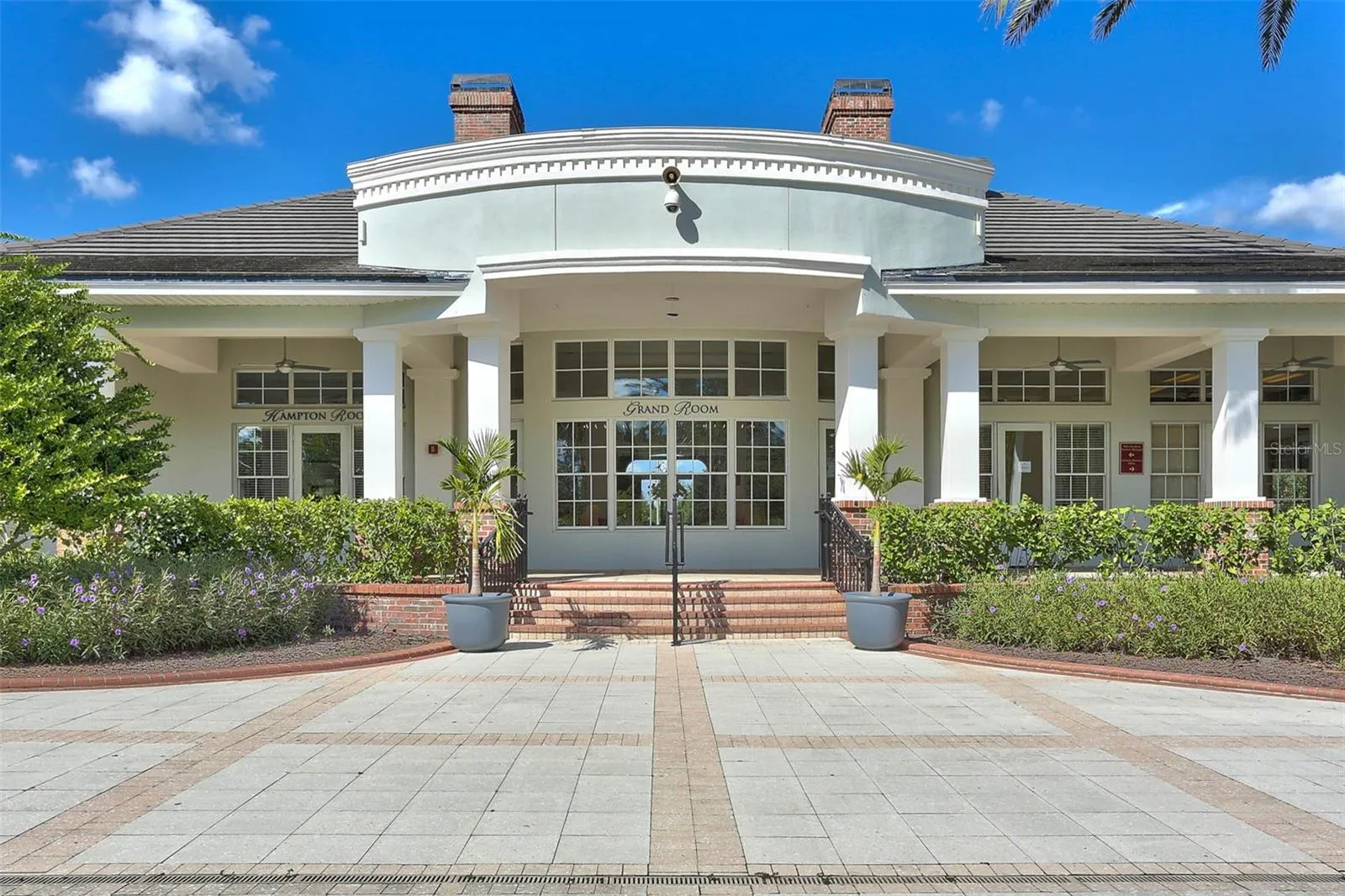 Grand Hampton Clubhouse