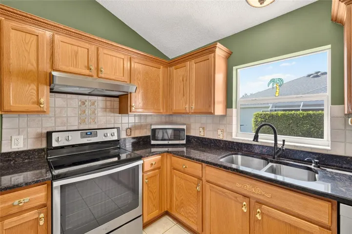 Kitchen Granite Counters