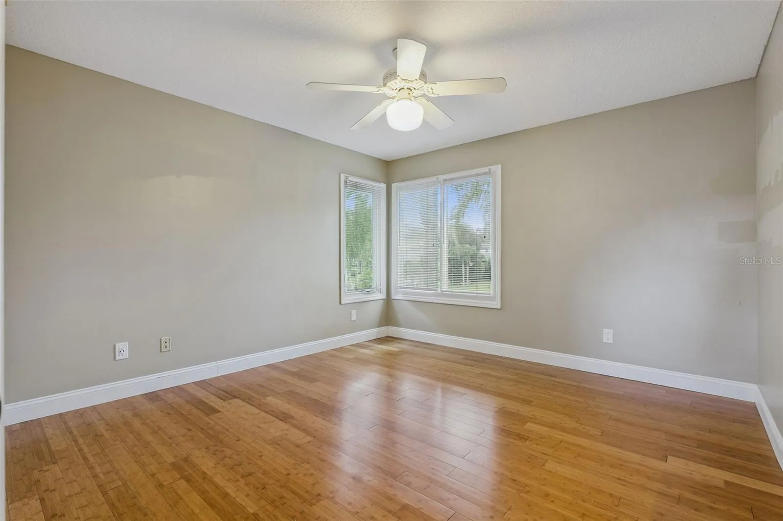 Upstairs Bedroom 1