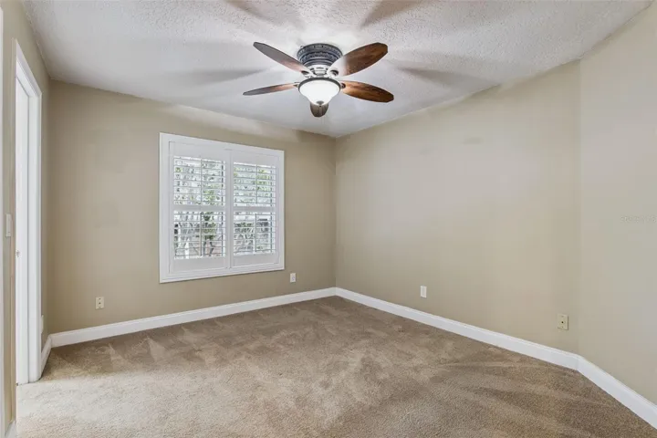 Jack and Jill bedroom