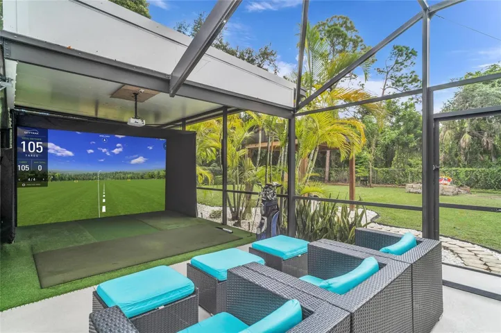 GOLF SIMULATOR