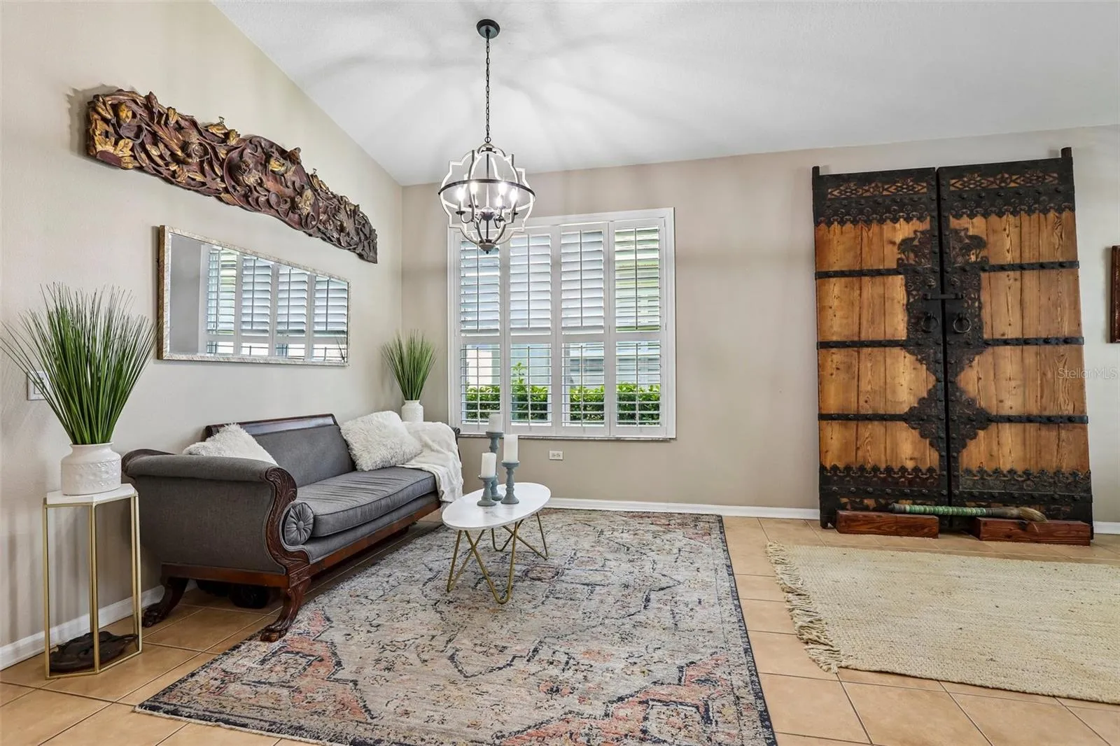 Living Room/ Dining Room Combo