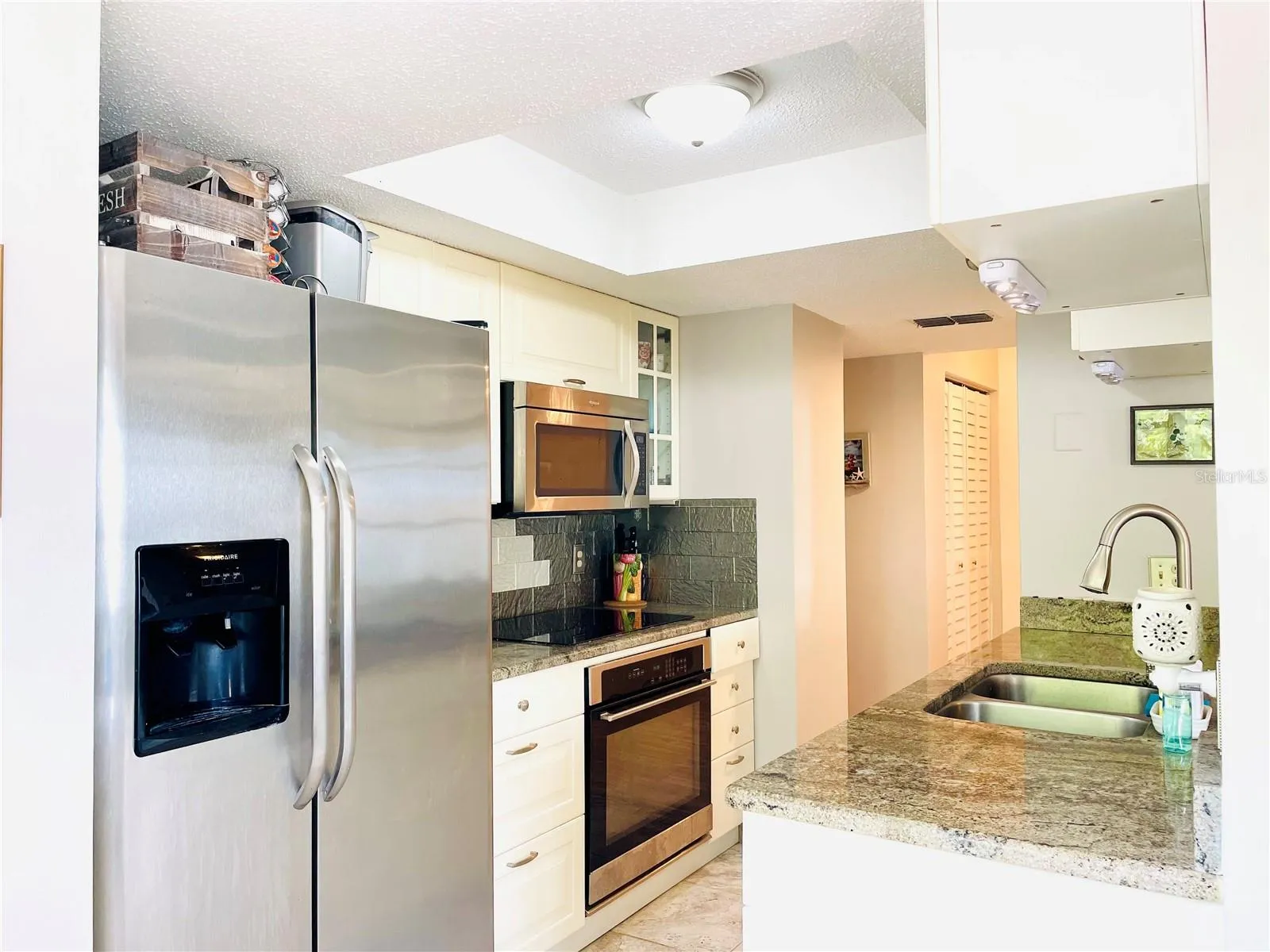 Granite countertops and stainless steel appliances