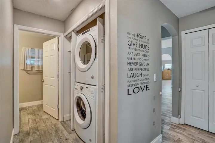 LAUNRY