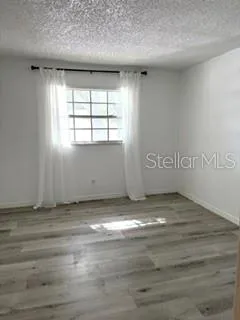 Beautiful laminate looks like wood floors