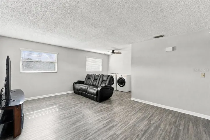 unit 915 living room