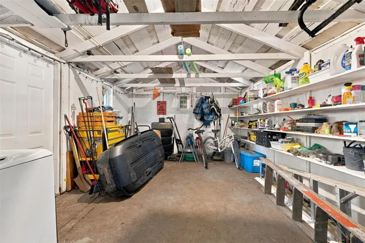 garage