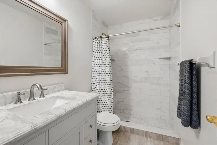 Primary En Suite