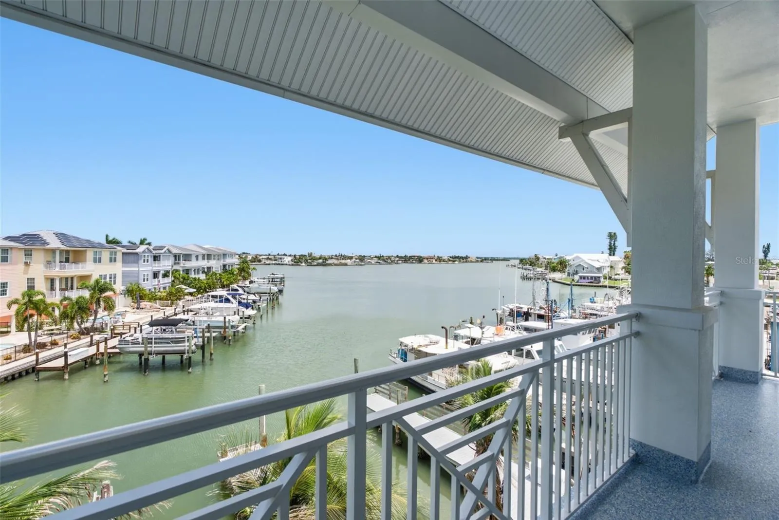 Balcony on Intracoastal Waterway