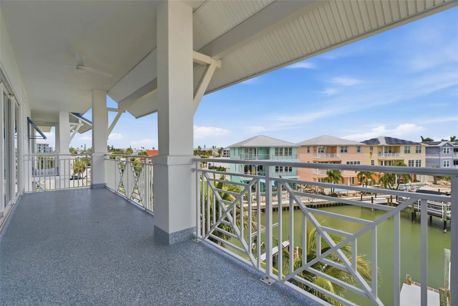 Balcony on Intracoastal Waterway
