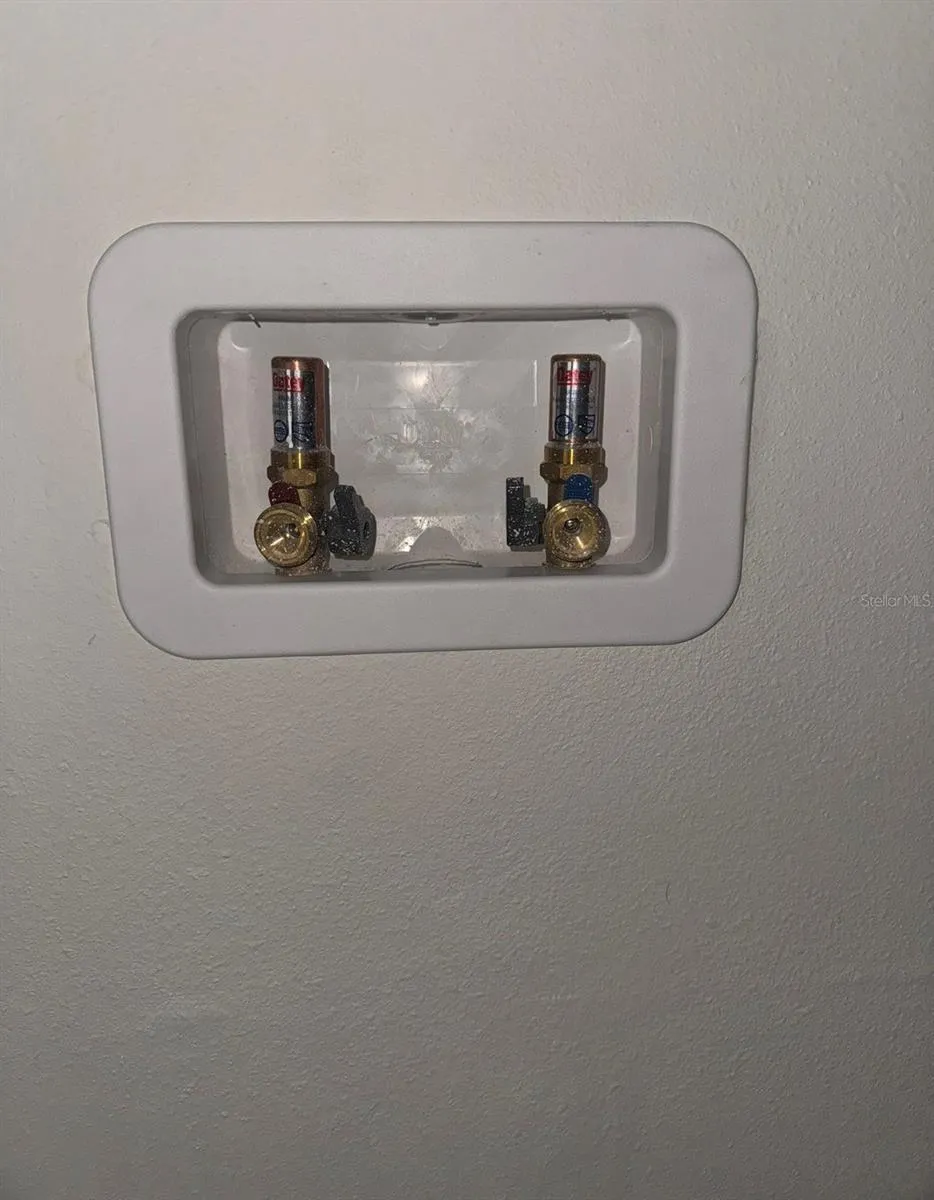 WASHER AND DRYER HOOK UP