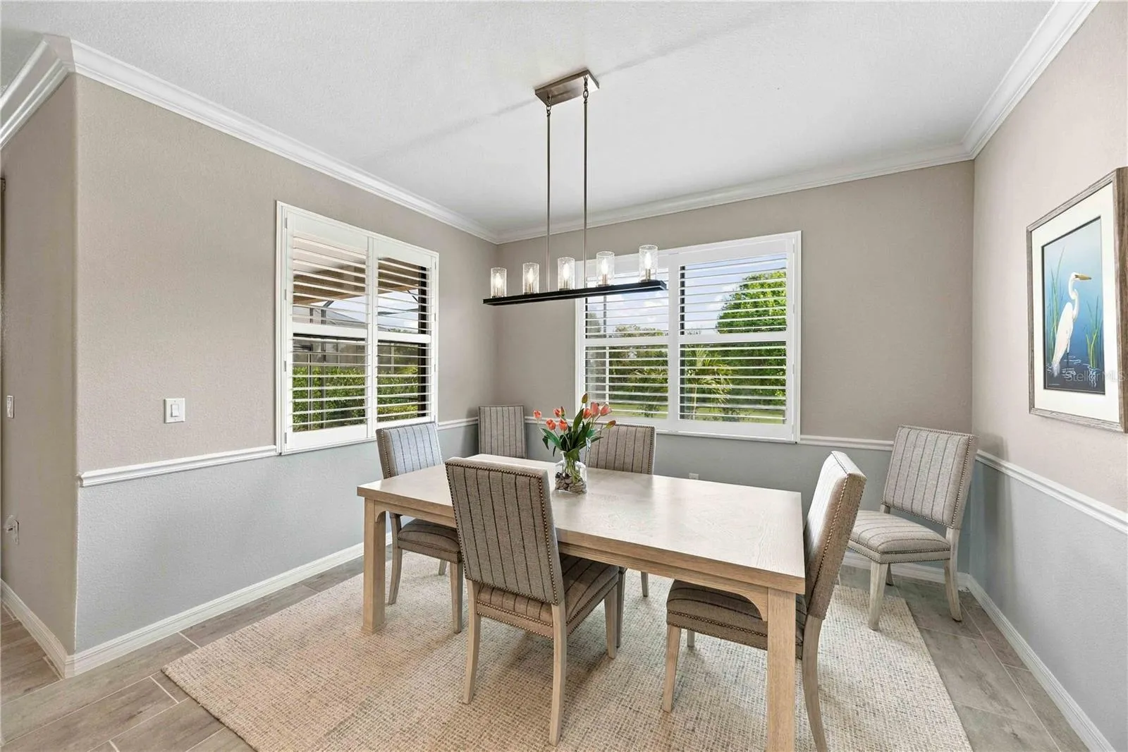 The dining room can easily seat 6-8