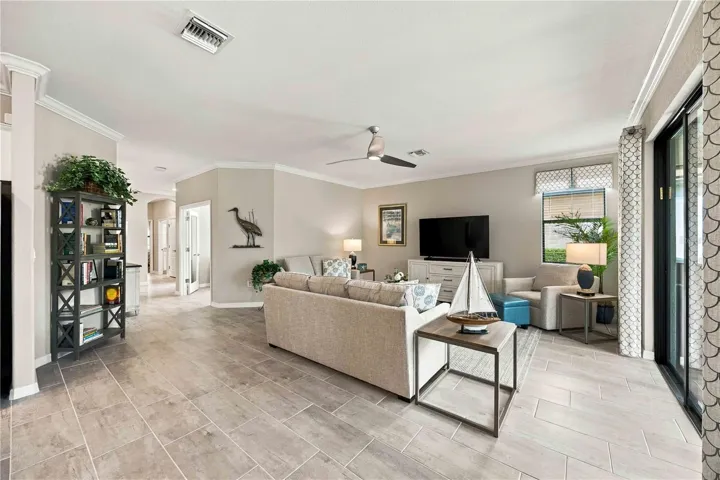 With more than 1900 sq ft - there is plenty of room to entertain.