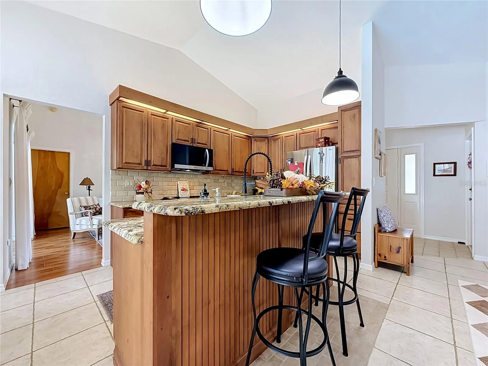 open kitchen to all area of the home