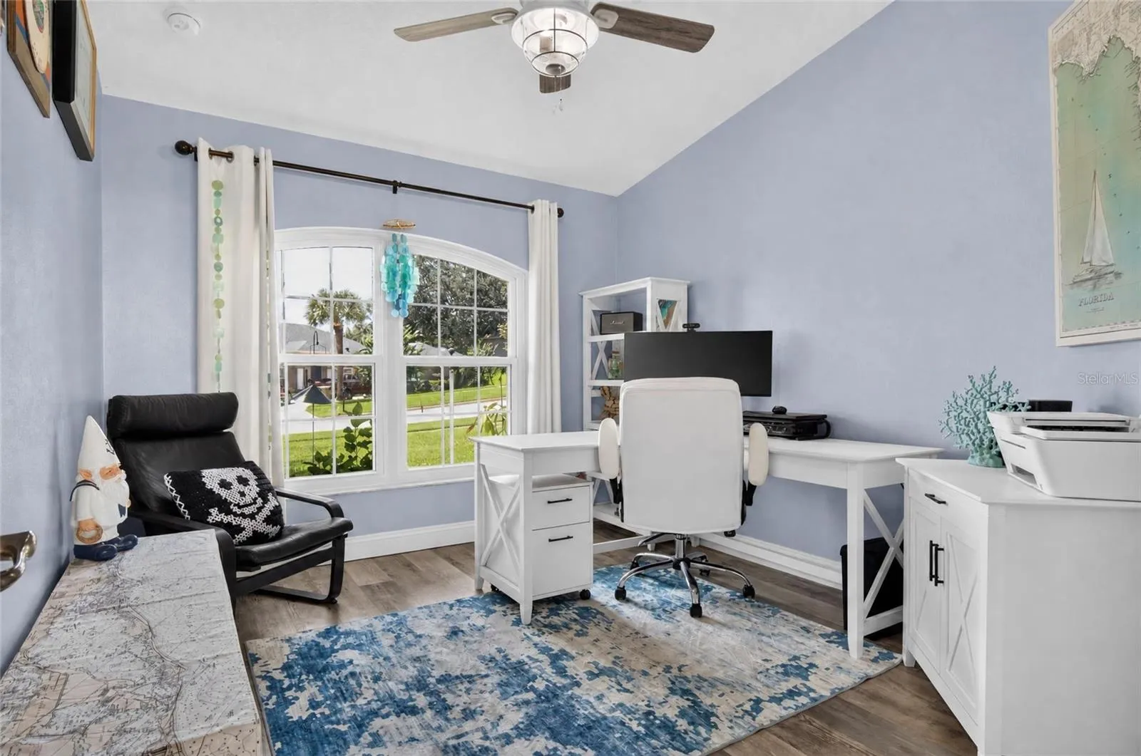 Office/Den/Bonus Room (or 5th Bedroom)