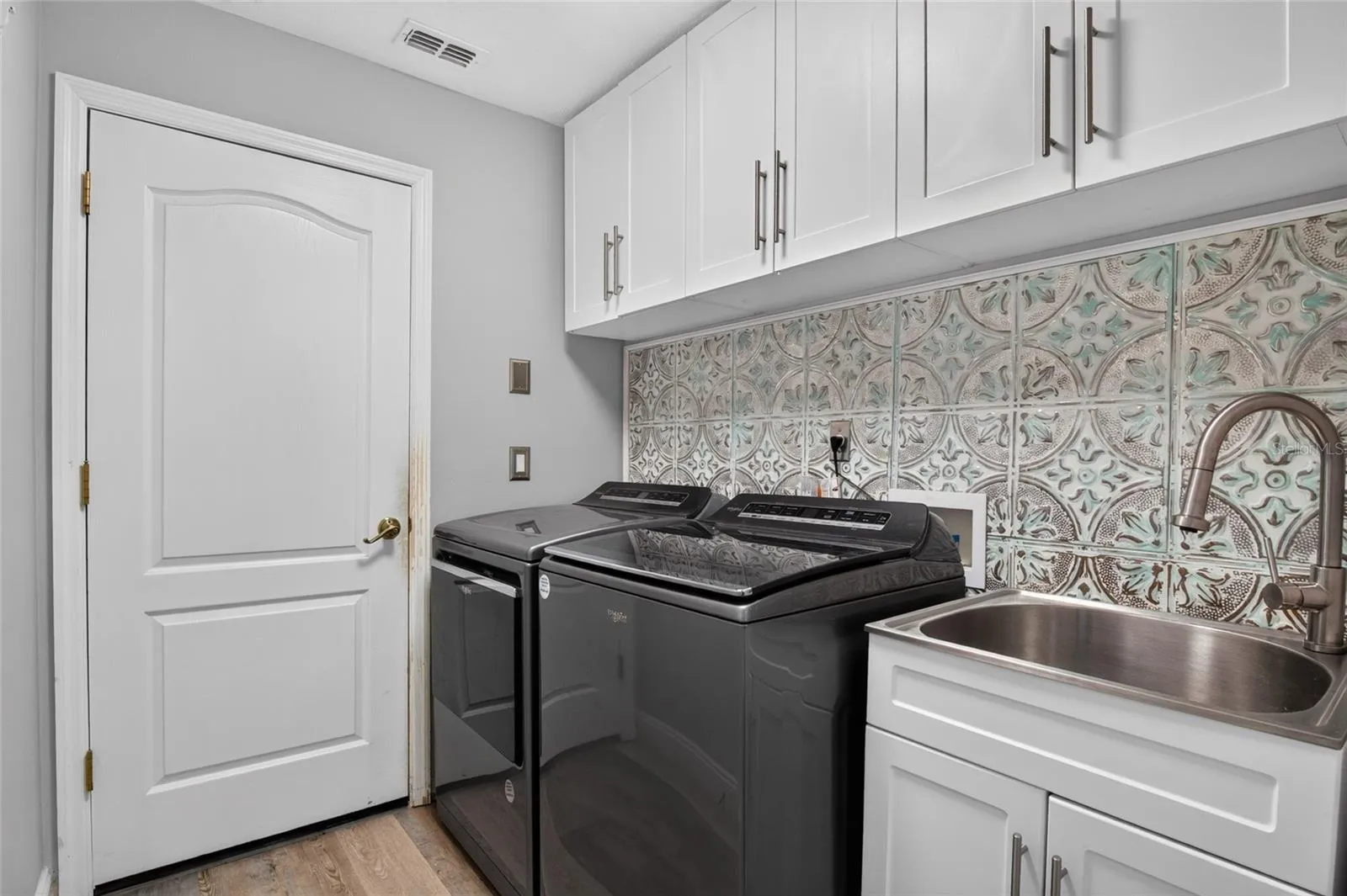 Laundry Room (and door to garage)