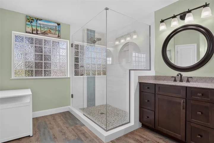 Primary Bathroom (ensuite)