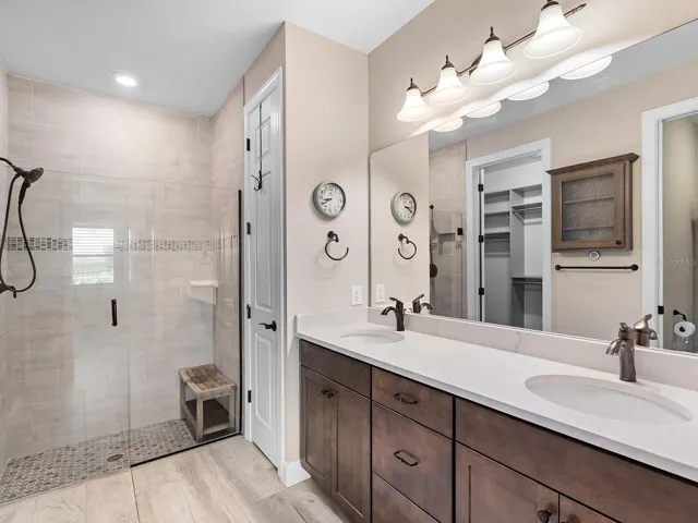Primary bath