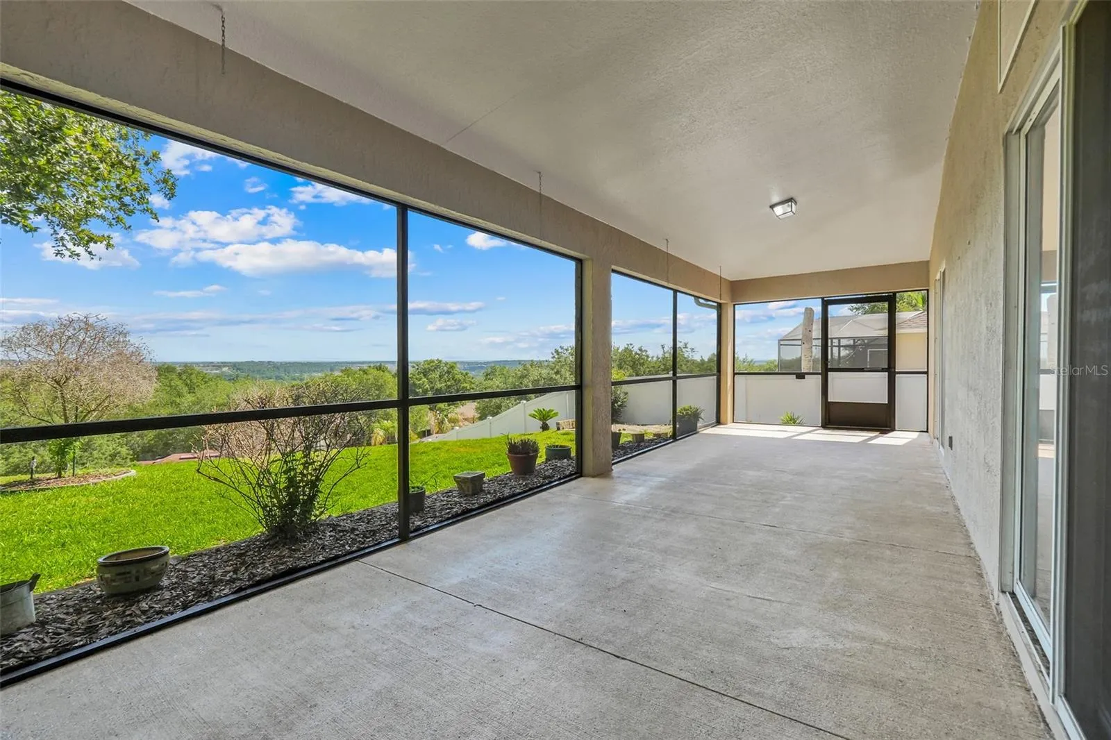 Screened in lanai