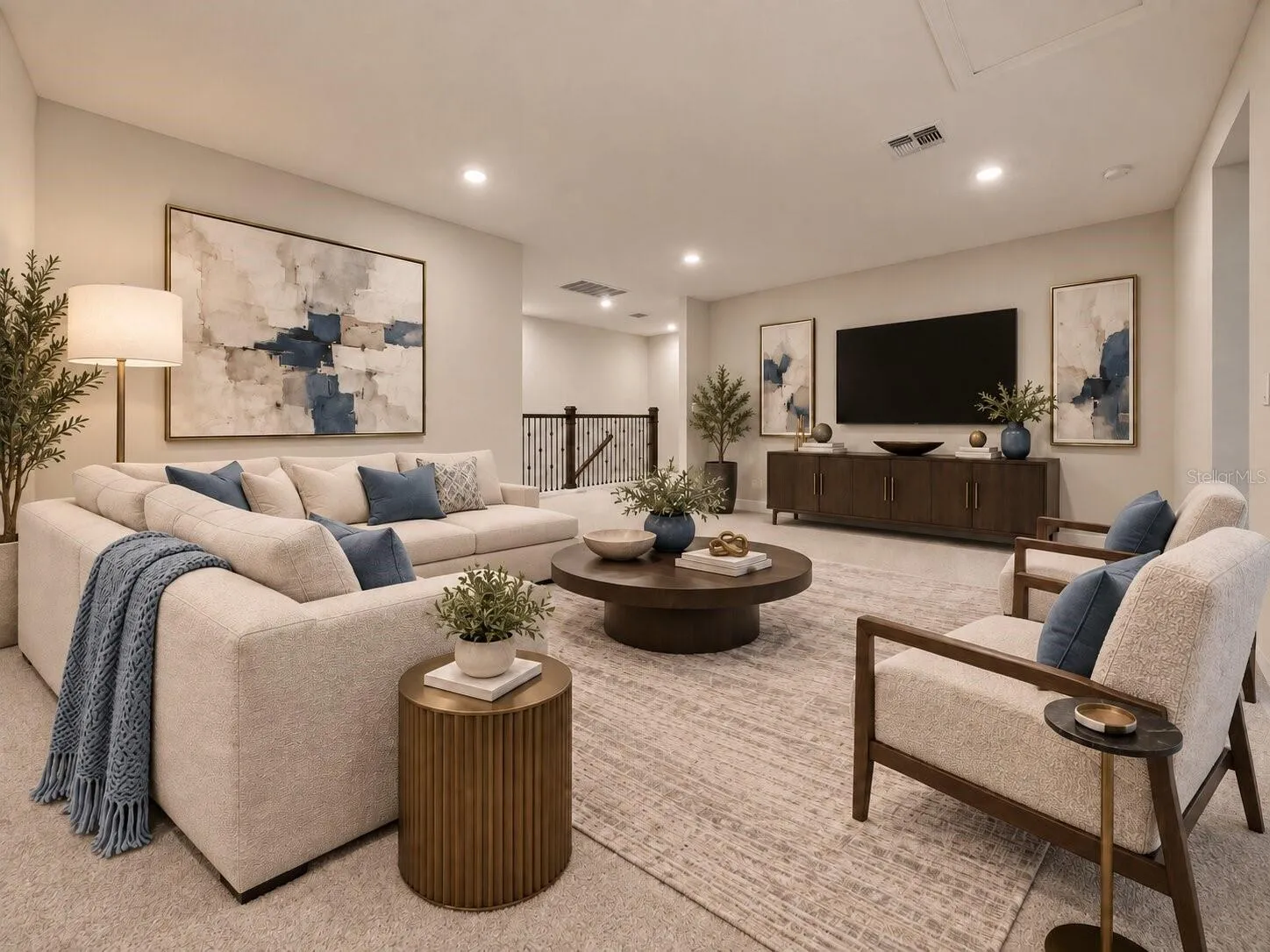 UPSTAIRS LIVING SPACE