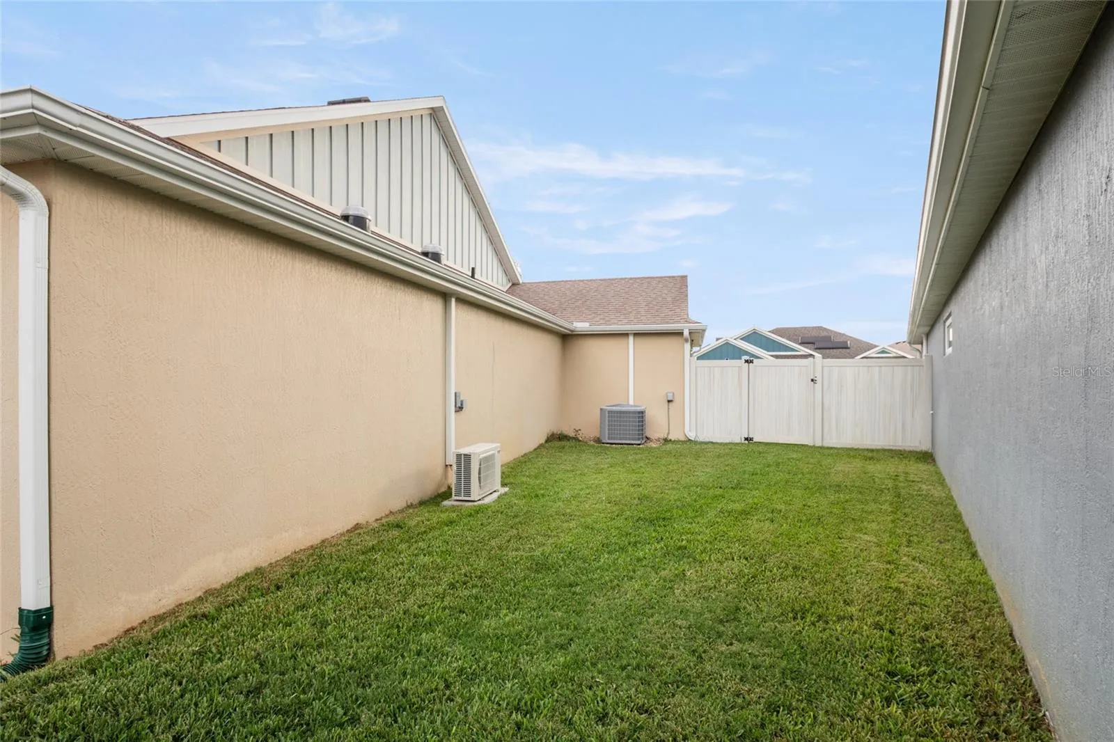 Side enclosed yard.