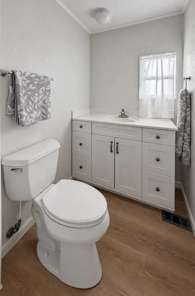 primary en-suite bathroom