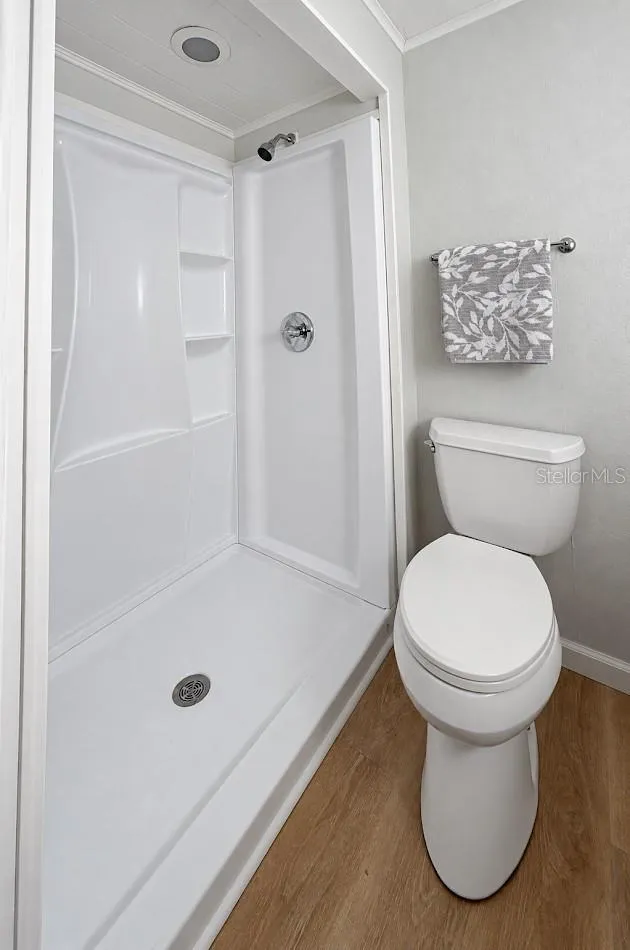 primary en-suite bathroom