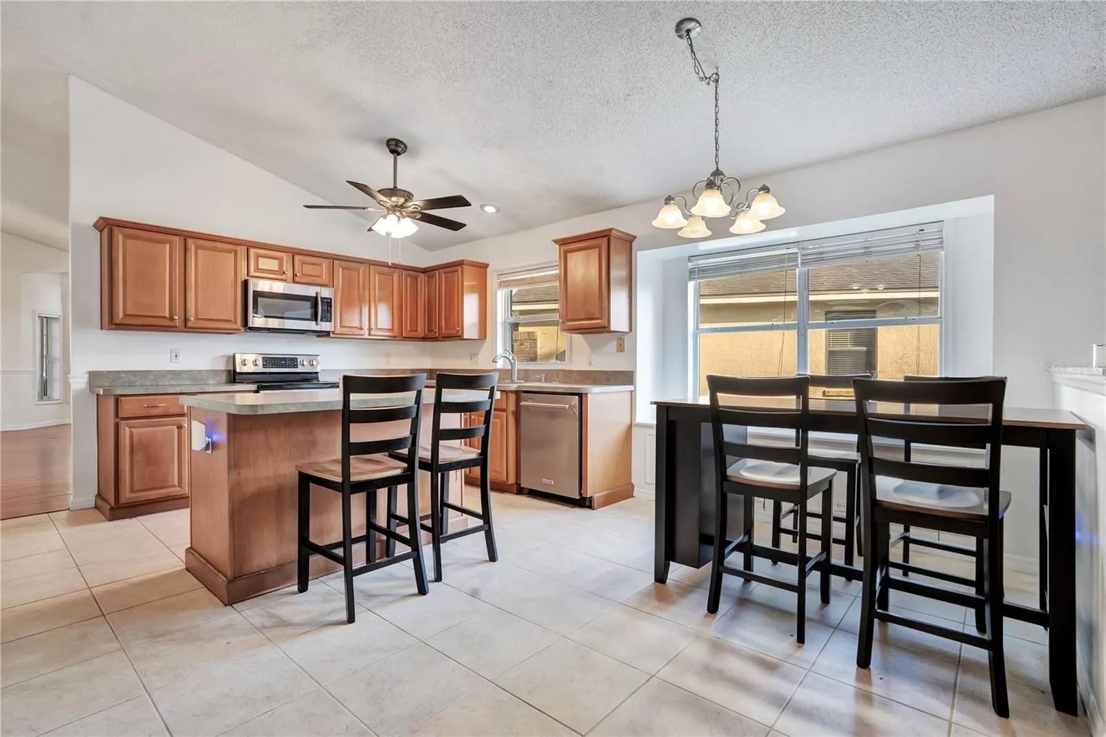 kitchen and dinette