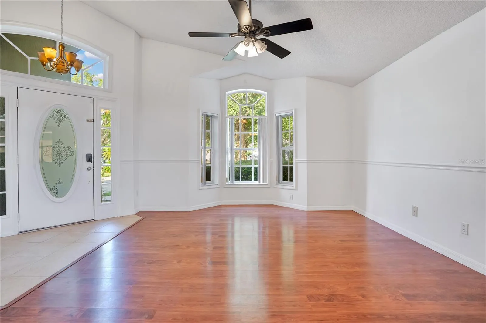 living room and dining room combo