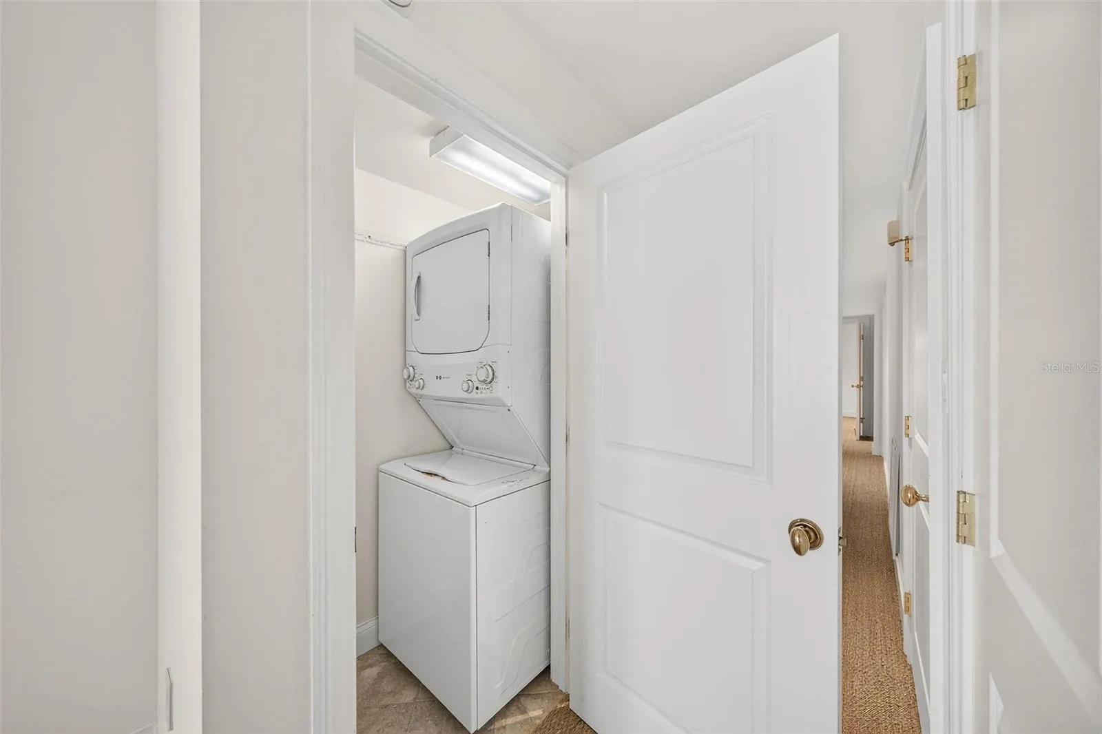 Washer/Dryer in Unit 1-5