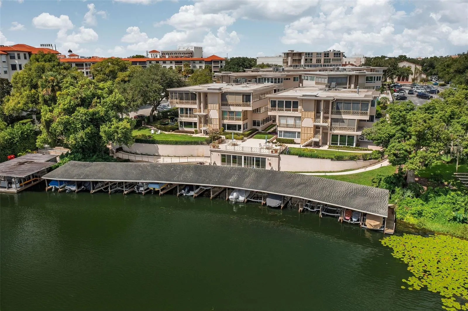 Gracious Lake Front Living steps from Park Ave.