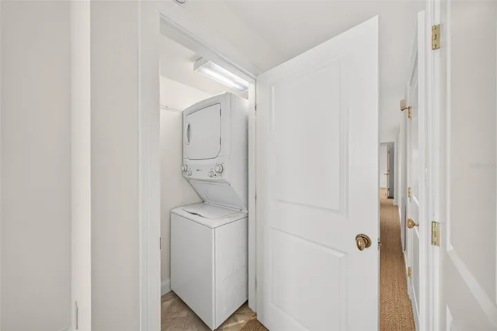 Washer/Dryer in Unit 1-5