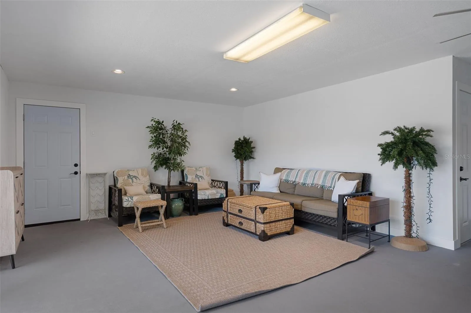 First level bonus room