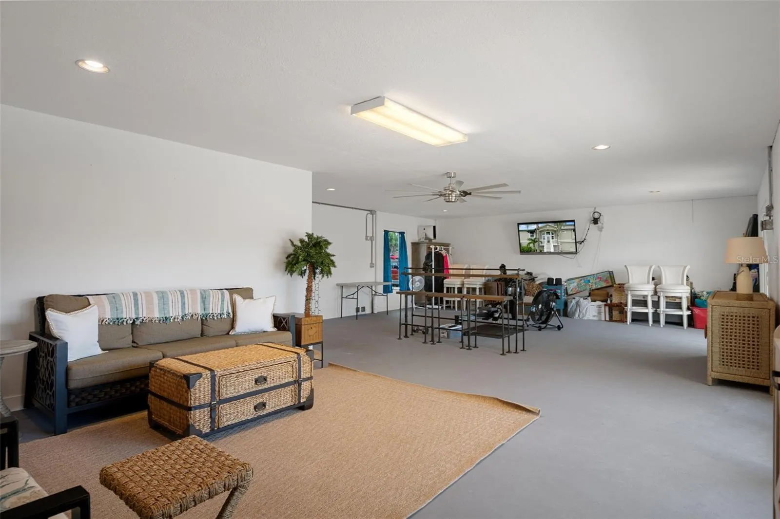 First level bonus room