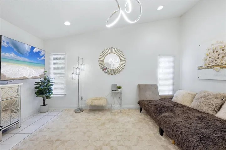 FLEX ROOM