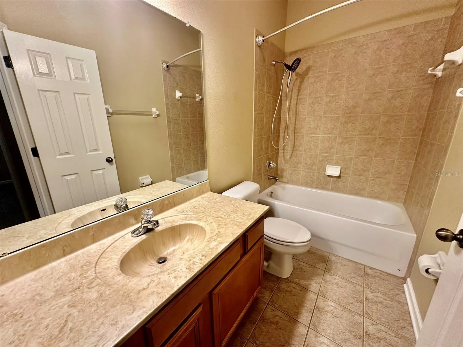 Spare Bathroom 1