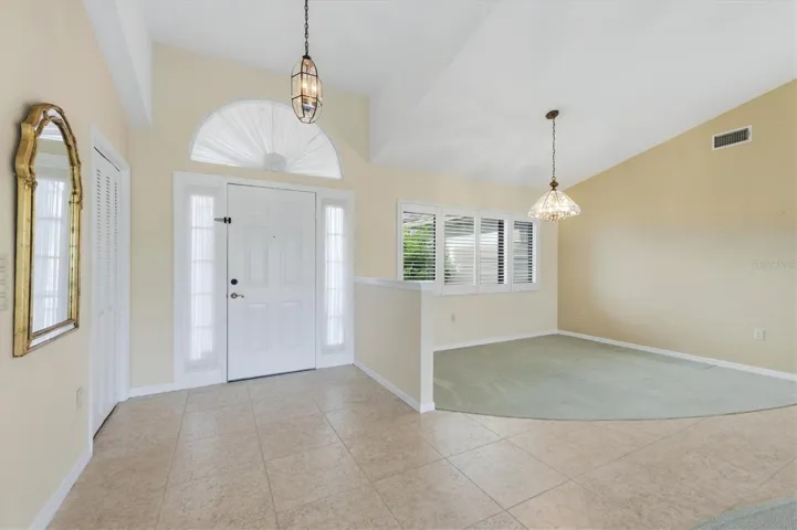 Foyer with coat closet