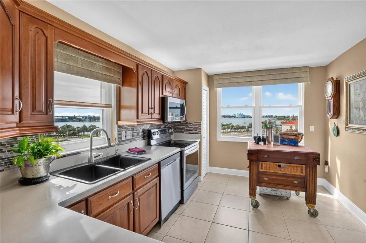 Kitchen 2